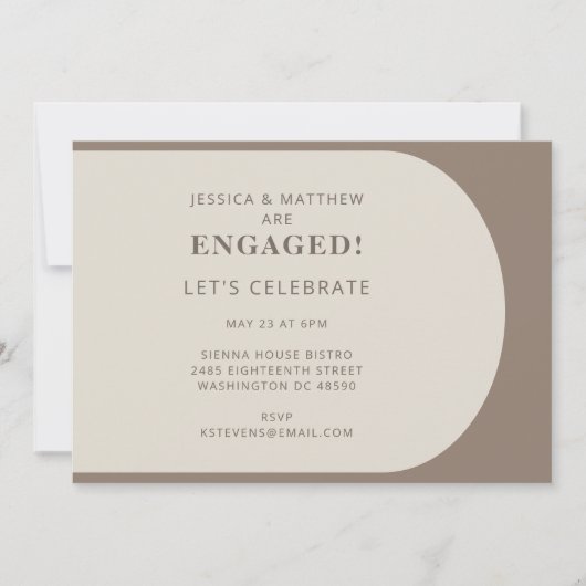 Modern minimalistisch kleurenblok bruin Verloving Kaart (Voorkant)