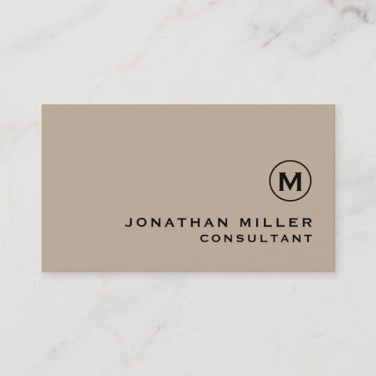 Modern minimalistisch monogram beige visitekaartje (Voorkant)