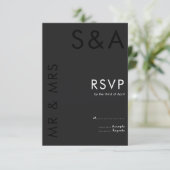 Modern minimalistisch monogram zwart-wit huwelijk RSVP kaartje (Staand voorkant)