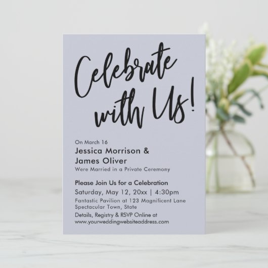 Modern minimalistisch mosterd blauw feest met ons! kaart (Staand voorkant)