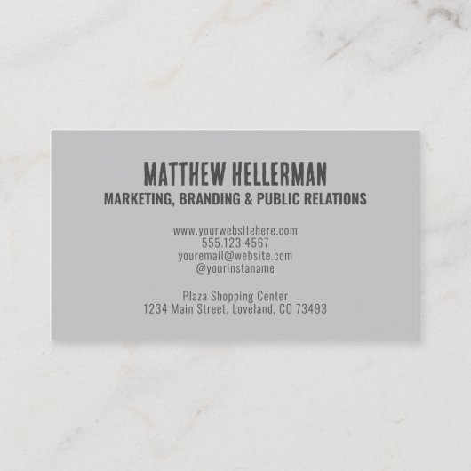 Modern minimalistisch professioneel grijs monogram visitekaartje (Achterkant)