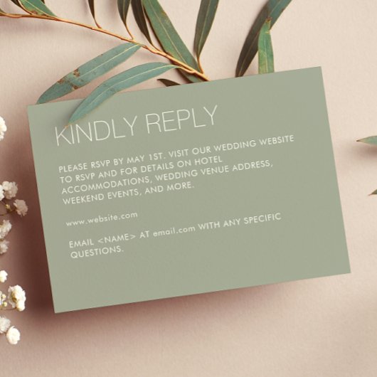 Modern minimalistisch Sage Green Wedding RSVP Kaartje