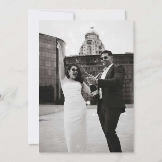 Modern Minimalistisch Script Bruiloft Sla de datum Kaart (Achterkant)