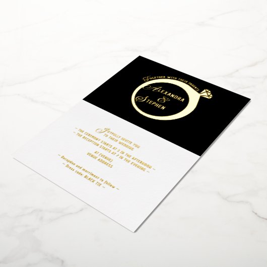 Modern minimalistisch script Diamond Wedding Gold Folie Uitnodiging (Gedraaid)