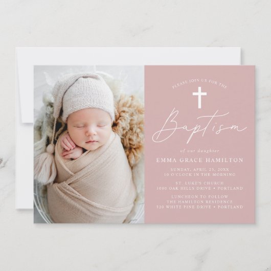 Modern minimalistisch script Dusty Roos foto doop Kaart (Voorkant)