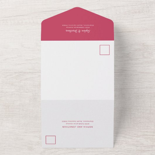 Modern minimalistisch script | Magenta Red Wedding All In One Uitnodiging (Buitenkant)