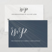 Modern minimalistisch script marine Blue Wedding RSVP Kaartje (Voorkant / Achterkant)