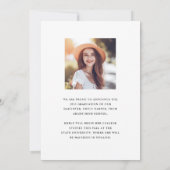 Modern minimalistisch script twee foto-Afstuderen Aankondiging (Achterkant)