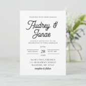 Modern minimalistisch script zwart-wit bruiloft kaart (Staand voorkant)