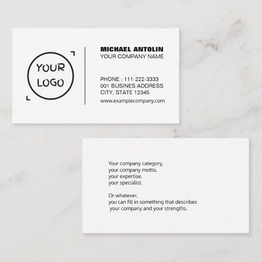 Modern minimalistisch Visitekaartje met aangepaste (Voorkant / Achterkant)