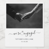 Modern minimalistisch we zijn verloofd met foto wijn etiket (Enkel label)