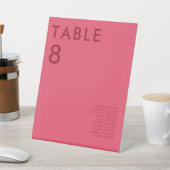 Modern minimalistisch weddenschapsnummer reclamebord met voetstuk (Insitu)