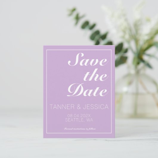 Modern minimalistisch zacht Paars en wit Save The Date (Staand voorkant)