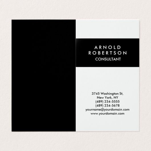 Modern minimalistisch zwart wit elegant gevouwen visitekaartje (Buitenkant ongevouwen)