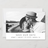 Modern minimalistisch zwart-wit foto slaat de datu magnetische uitnodiging (Voorkant)