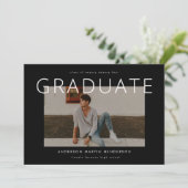 Modern minimalistisch zwart-witfotoAfstuderen Aankondiging (Staand voorkant)