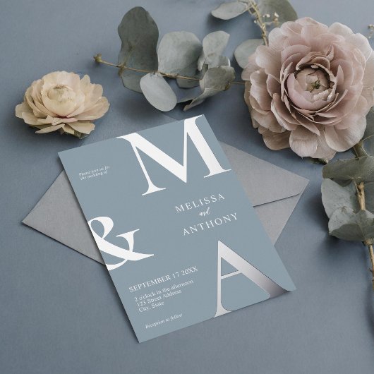 Modern minimalistische mosterdblauw monogram bruil folie uitnodiging