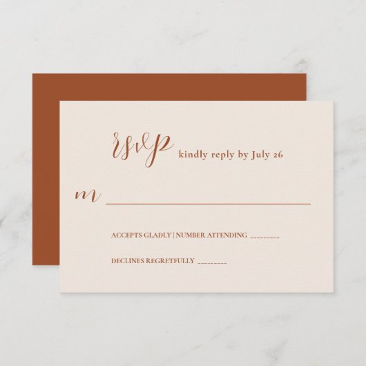 Modern minimalistische terracotta Text Wedding RSVP Kaartje (Voorkant / Achterkant)