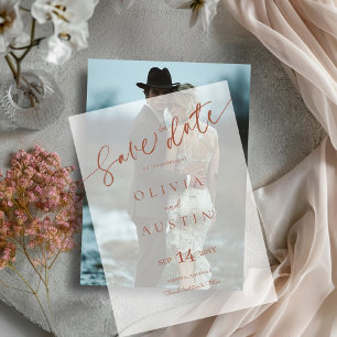 Modern minimalistische terracotta Wedding Save the Vellum Uitnodigingen