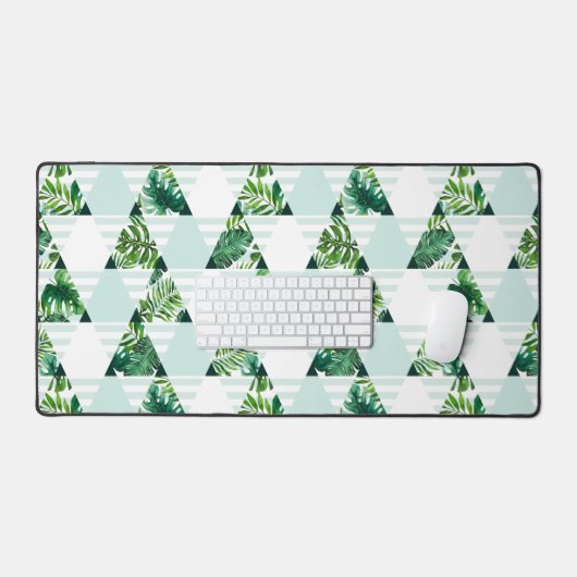 Modern Mint Green Tropical Triangles Patroon Bureaumat (Keyboard & Muis)