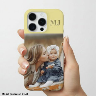 Modern Monogram 1 Foto Zachte Geel iPhone 16 Pro Hoesje