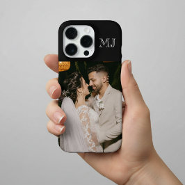 Modern Monogram 1 Photo Midnight Black iPhone 16 Pro Hoesje