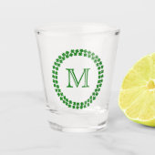 Modern Monogram 4 Leaf Clover Green Shamrock Shot Glas (Voorkant)