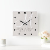 Modern Monogram | Beige Vierkante Klok (Huis)