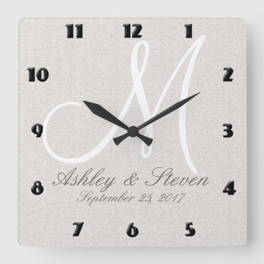 Modern Monogram | Beige Vierkante Klok (Voorkant)