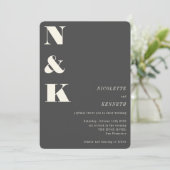 Modern Monogram Black Bold Elegant Wedding Kaart (Staand voorkant)