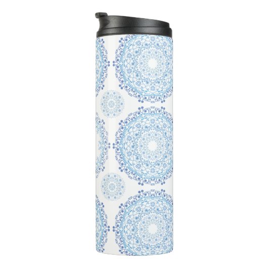 Modern monogram blauw, stijlvol patroon thermosbeker (Geroteerd rechts)