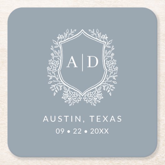 Modern Monogram Bruiloft Stoffig Blauw Crest Kartonnen Onderzetters (Voorkant)
