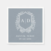 Modern Monogram Bruiloft Stoffig Blauw Crest Servet (Voorkant)