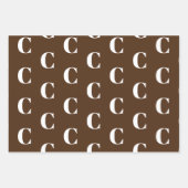 Modern monogram bruin geelbruin initiaal op maat inpakpapier vel (Voorkant 3)