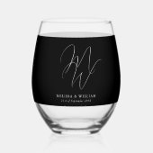 Modern Monogram Elegant Script Zwart Wit Bruiloft Wijnglas Zonder Voet (Achterkant)