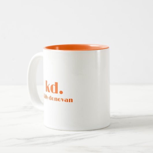Modern Monogram en Naam Minimalistisch Ontwerp 8 Tweekleurige Koffiemok (Voorkant links)
