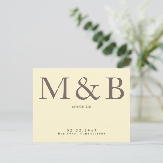 Modern Monogram Geel & Bruin Sla de Datum op Briefkaart (Staand voorkant)