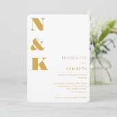 Modern Monogram Geel Wit Bold Elegant Wedding Kaart (Staand voorkant)