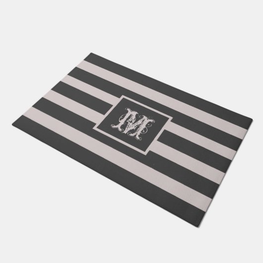 Modern Monogram Initiaal Elegant Gray Striped Deurmat (Schuin)