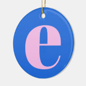 Modern Monogram Initiaal Letter helderblauw roze Keramisch Ornament (Links)