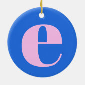 Modern Monogram Initiaal Letter helderblauw roze Keramisch Ornament (Achterkant)