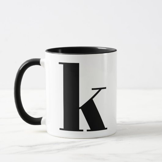 Modern Monogram Initiaal Letter k Black and White Mok (Links)