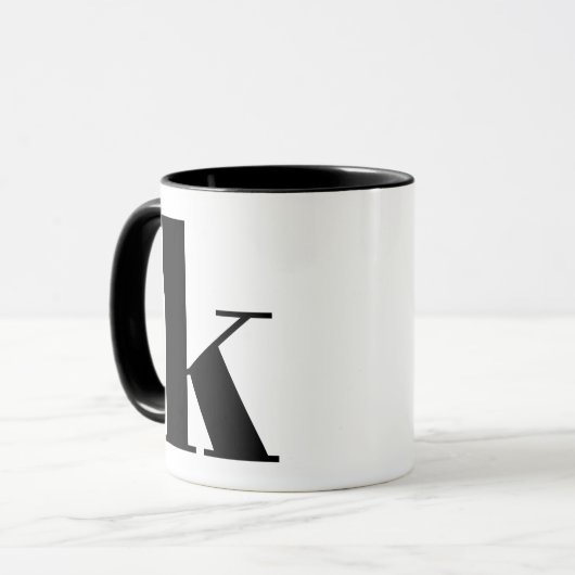 Modern Monogram Initiaal Letter k Black and White Mok (Voorkant links)