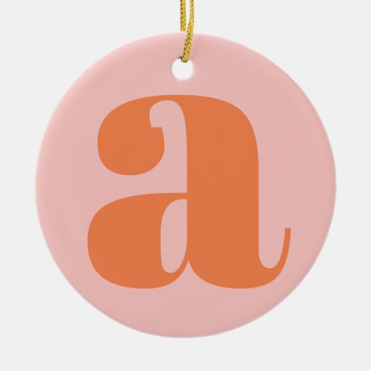 Modern Monogram Initiaal Letter Pastel Roze Sinaas Keramisch Ornament (Voorkant)