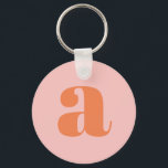 Modern Monogram Initiaal Letter Pastel Roze Sinaas Sleutelhanger<br><div class="desc">Cute sleutelhanger met modern monogram in pastelroze en oranje.</div>