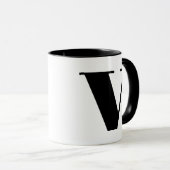 Modern Monogram Initiaal Letter V Black en White Mok (Voorkant rechts)