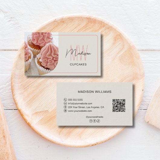 Modern Monogram Logo QR Bakkerij Visitekaartje