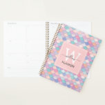 Modern Monogram Naam Initiaal Mermaid Bleek Roze Planner<br><div class="desc">Moderne monogram naam Initiaal Mermaid Bleek Roze Planner. Gepersonaliseerde planner. Kenmerkt het patroon van de zeemeerminnen met glittereffect. Patroonvector ontworpen door brgfx.</div>