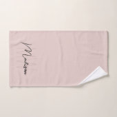 Modern Monogram Naam Script Blush Pink Bad Handdoek (Handdoek)