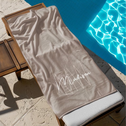 Modern Monogram Naam Script Taupe Strandlaken